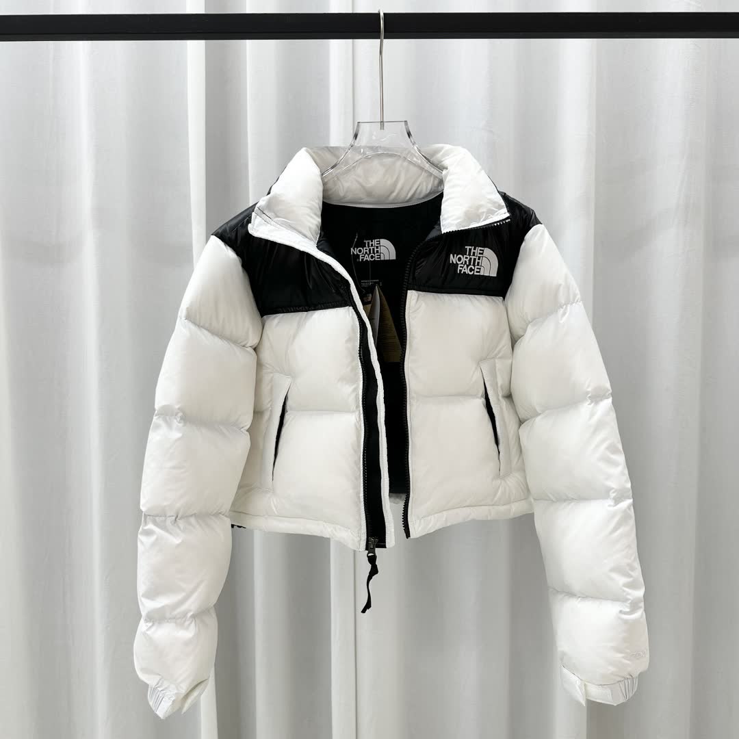 The North Face Nuptse Short Down Jacket NF0A5GGE